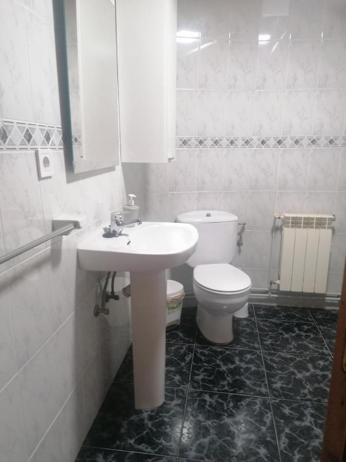 Casa Rural Apartamentos Angel Inguanzo Arenas De Cabrales Luaran gambar